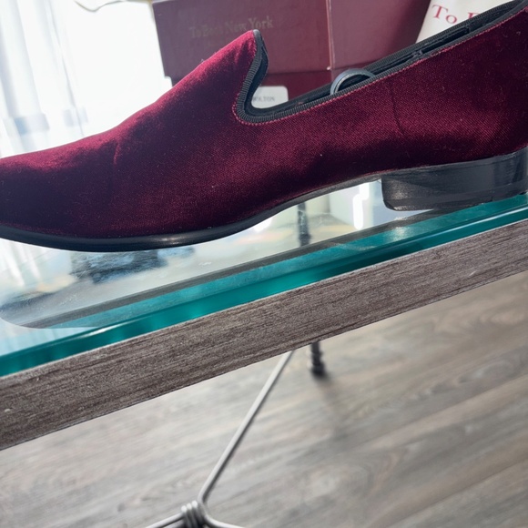 $380 To Boot New York 10 Wine Velvet Tuxedo Saks Fifth Avenue main image 7